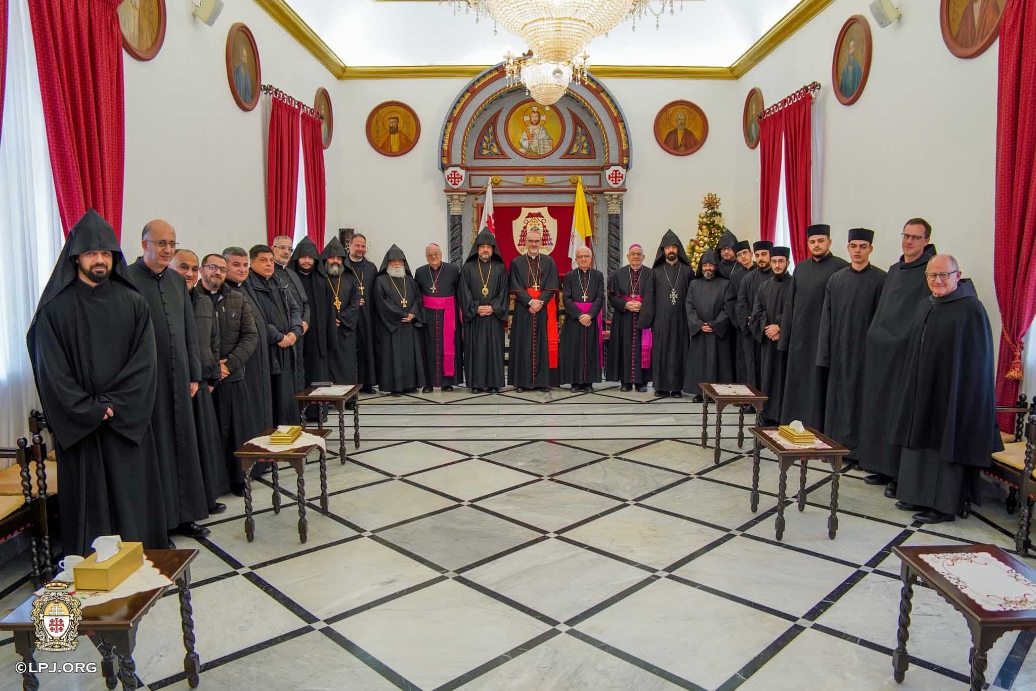 Patriarcat arménien de Jérusalem s&rsquo;est rendu aujourd&rsquo;hui au Patriarcat latin