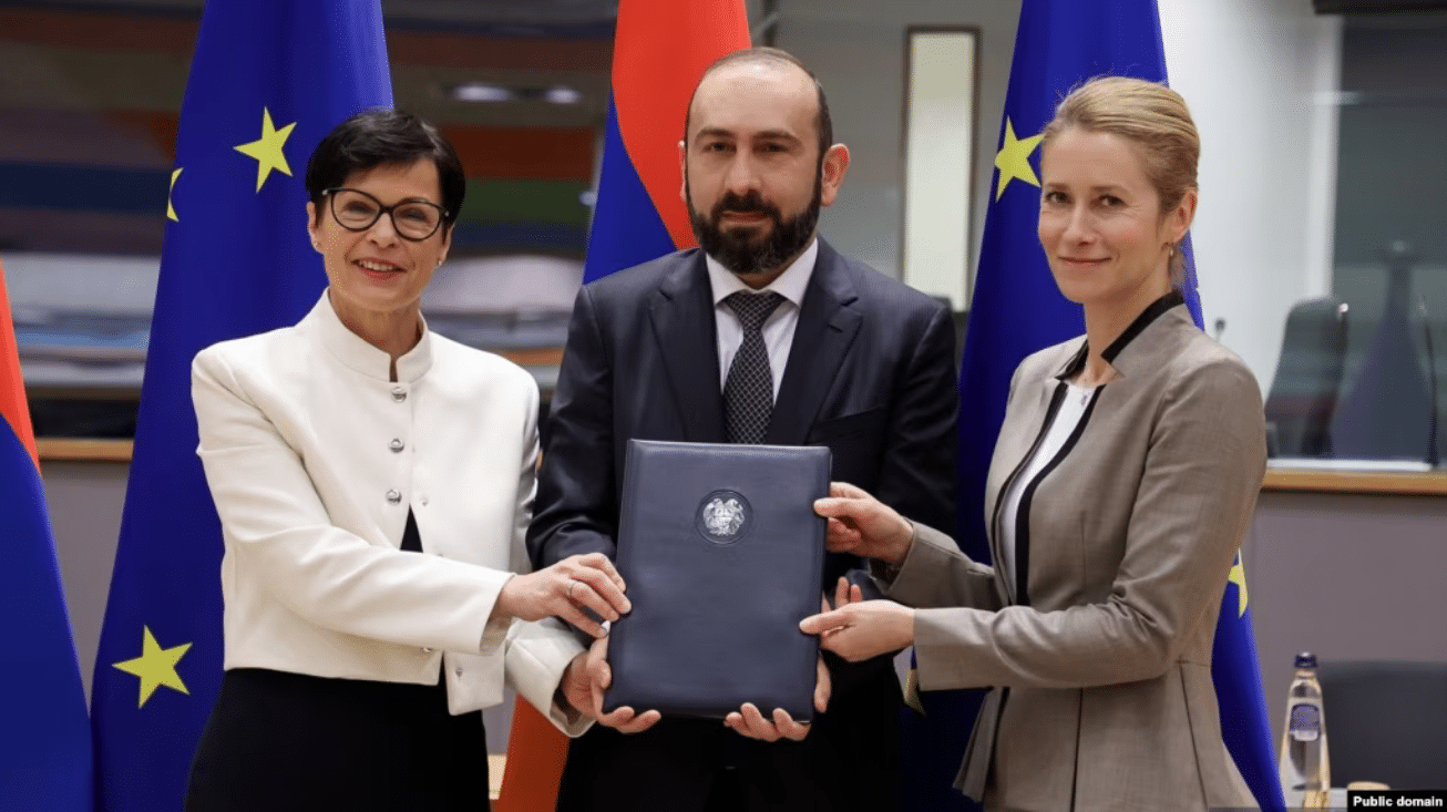 L&rsquo;Azerbaïdjan dénonce le nouvel accord entre l&rsquo;UE et l&rsquo;Arménie