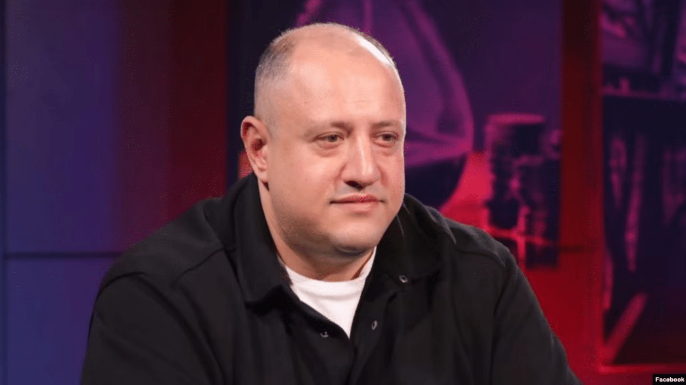 Cinq personnes arrêtées pour avoir agressé un militant de l&rsquo;opposition 