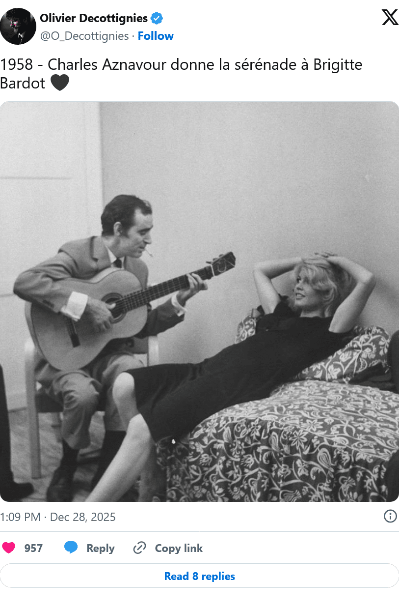 O. Decottignies : Charles Aznavour donne la sérénade à Brigitte Bardot