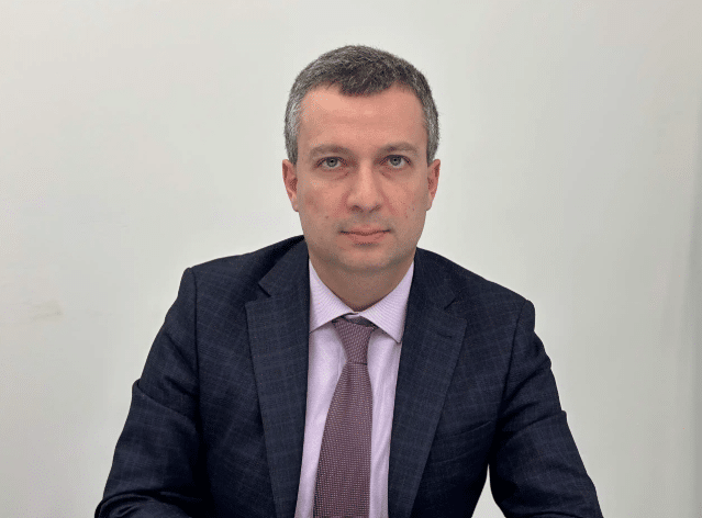 Opinion de Benjamin Poghosyan : Erevan ne devrait pas se laisser entraîner dans la « réalité virtuelle » de Bakou et d&rsquo;Ankara