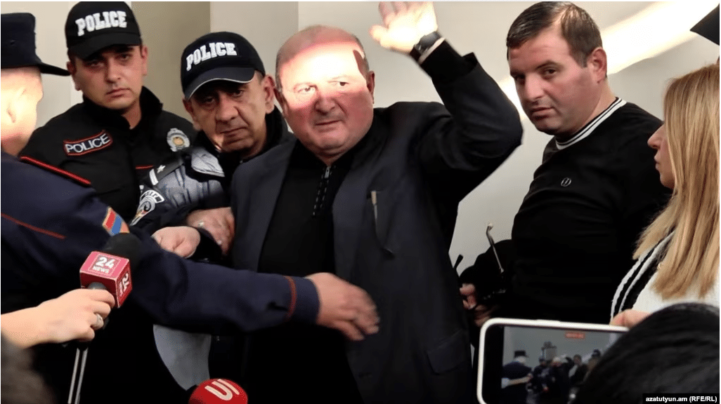 Le maire de l&rsquo;opposition emprisonné à nouveau hospitalisé