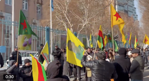 Manifestation des Kurdes d&rsquo;Erevan contre les attaques en Syrie