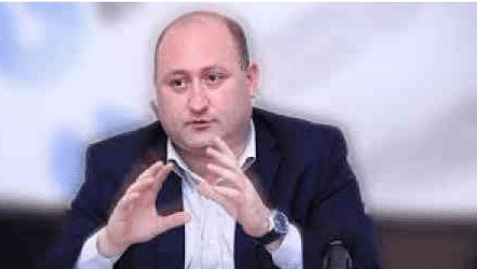 Expert : On ne comprend pas pourquoi Trump n&rsquo;a pas eu de rencontre en tête-à-tête avec Pashinyan, mais en a eu une avec Aliyev.