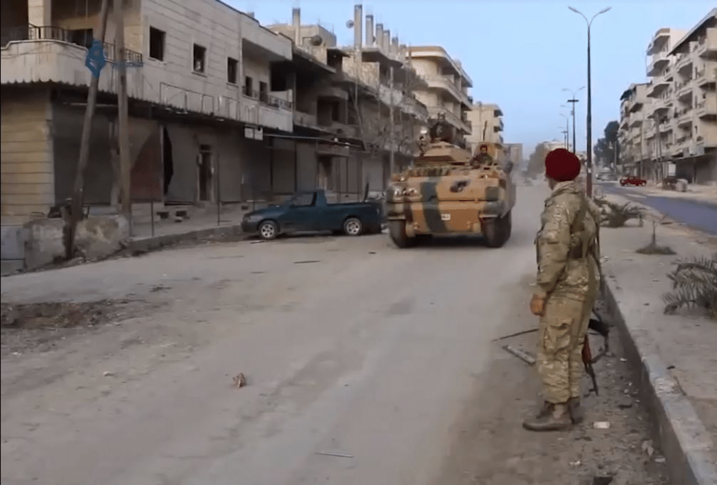 Syrie : les zones situées à l&rsquo;ouest de l&rsquo;Euphrate contrôlées par les Forces démocratiques syriennes sont considérées comme une zone militaire