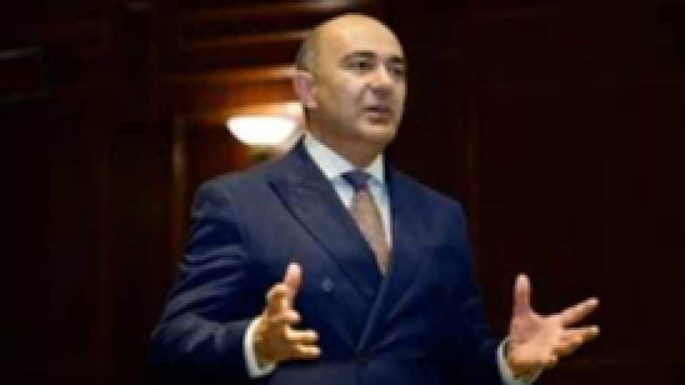Un ancien député critique le gouvernement au sujet des visiteurs azerbaïdjanais