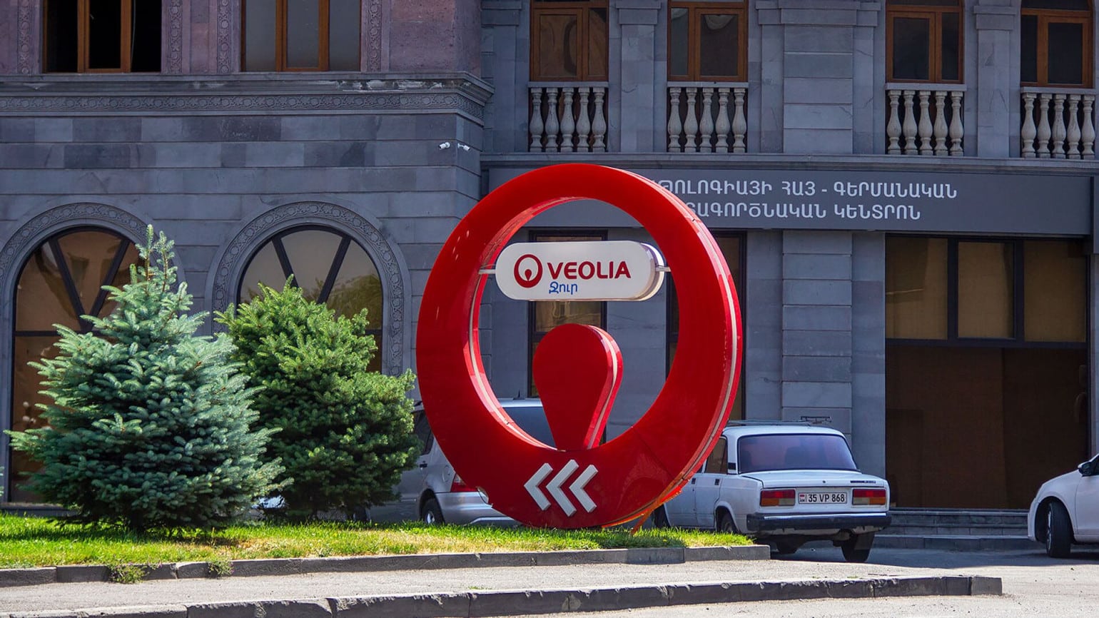 Veolia Jur filiale arménienne du groupe français Veolia, sanctionnée pour pollution de la rivière Hrazdan