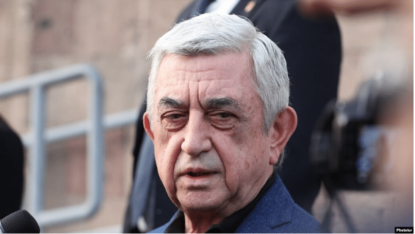 Décryptage de Hakob Badalyan : L’« alternative » préélectorale de Serge Sargsyan
