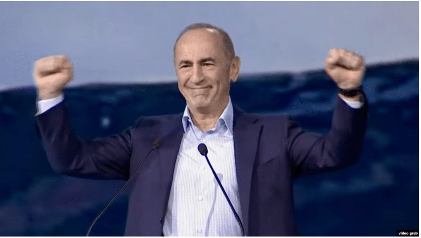 Kocharian à la tête du bloc d&rsquo;opposition lors des élections de juin