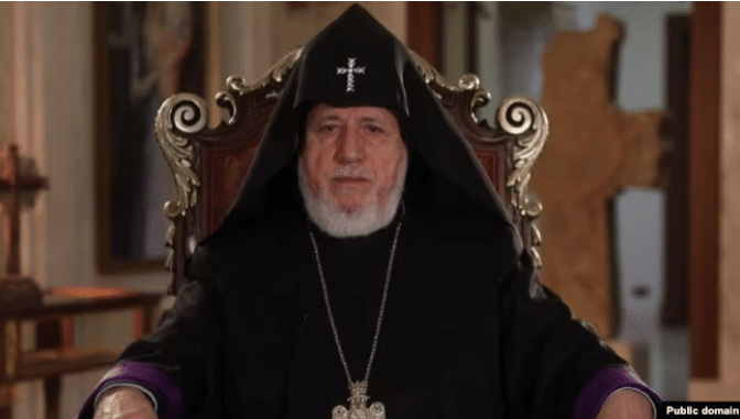 Le catholicos arménien mis en examen n&rsquo;est pas autorisé à se rendre à l&rsquo;étranger pour assister aux funérailles du patriarche géorgien