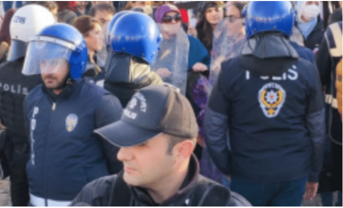 TURQUIE. En un an, la violence a augmenté de 75 %