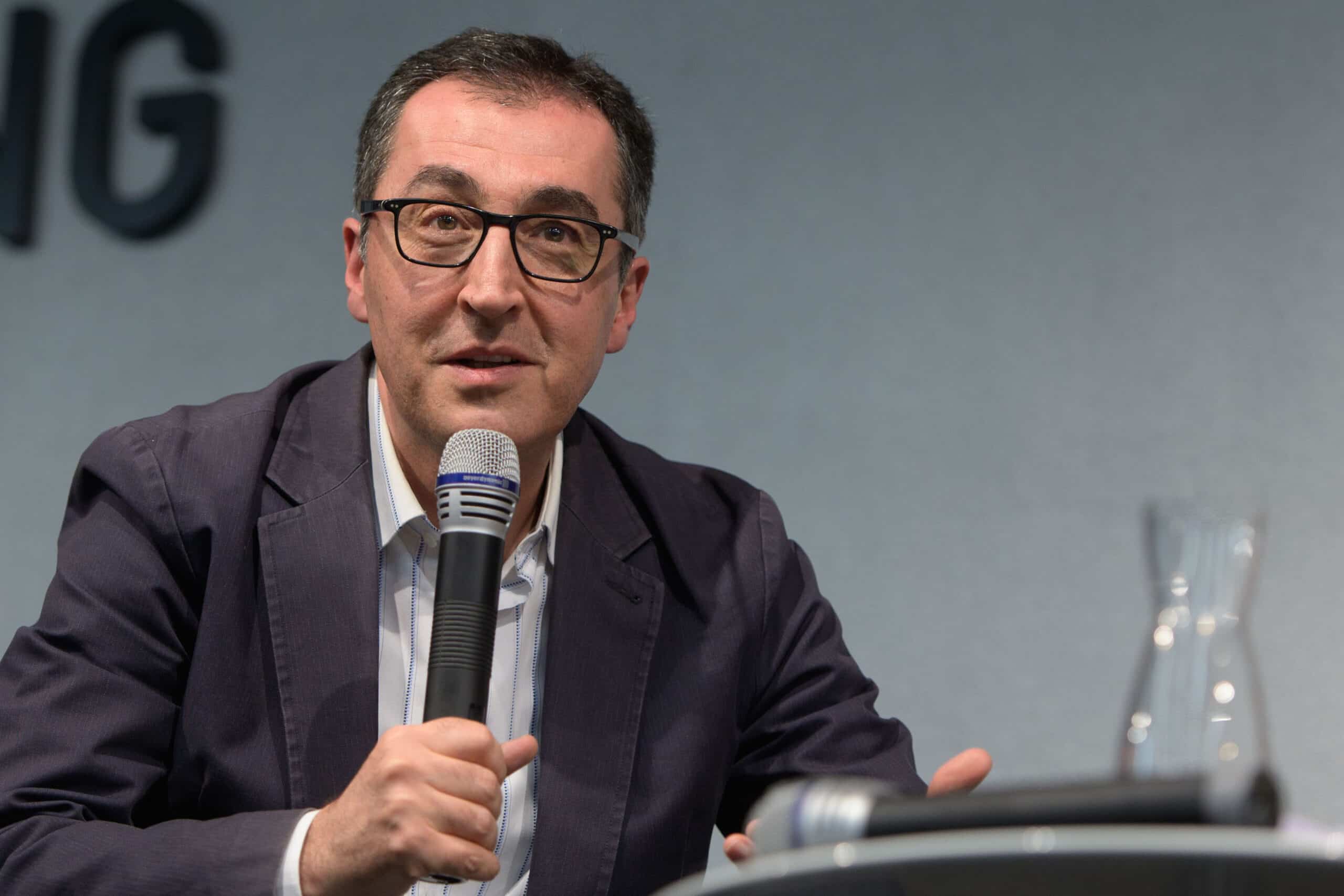 Cem Özdemir élu à la tête du Bade-Wurtemberg : un dirigeant allemand qui a reconnu le génocide arménien
