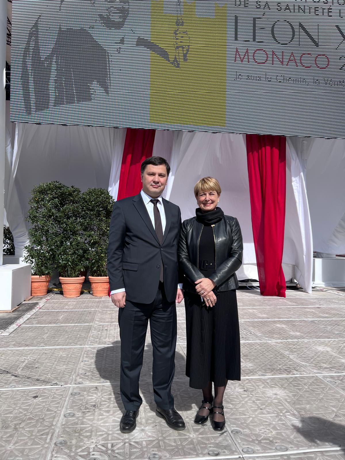 Arman Khachatryan : Honoré d’avoir participé à la messe pontificale célébrée par Sa Sainteté Pope Leo XIV au Stade Louis II, en Principauté de Monaco