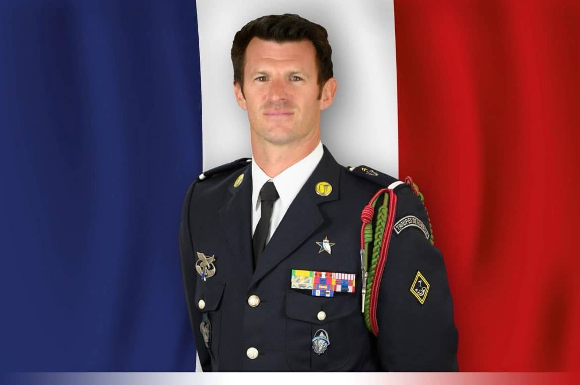L&rsquo;hommage de la France à Arnaud Frion