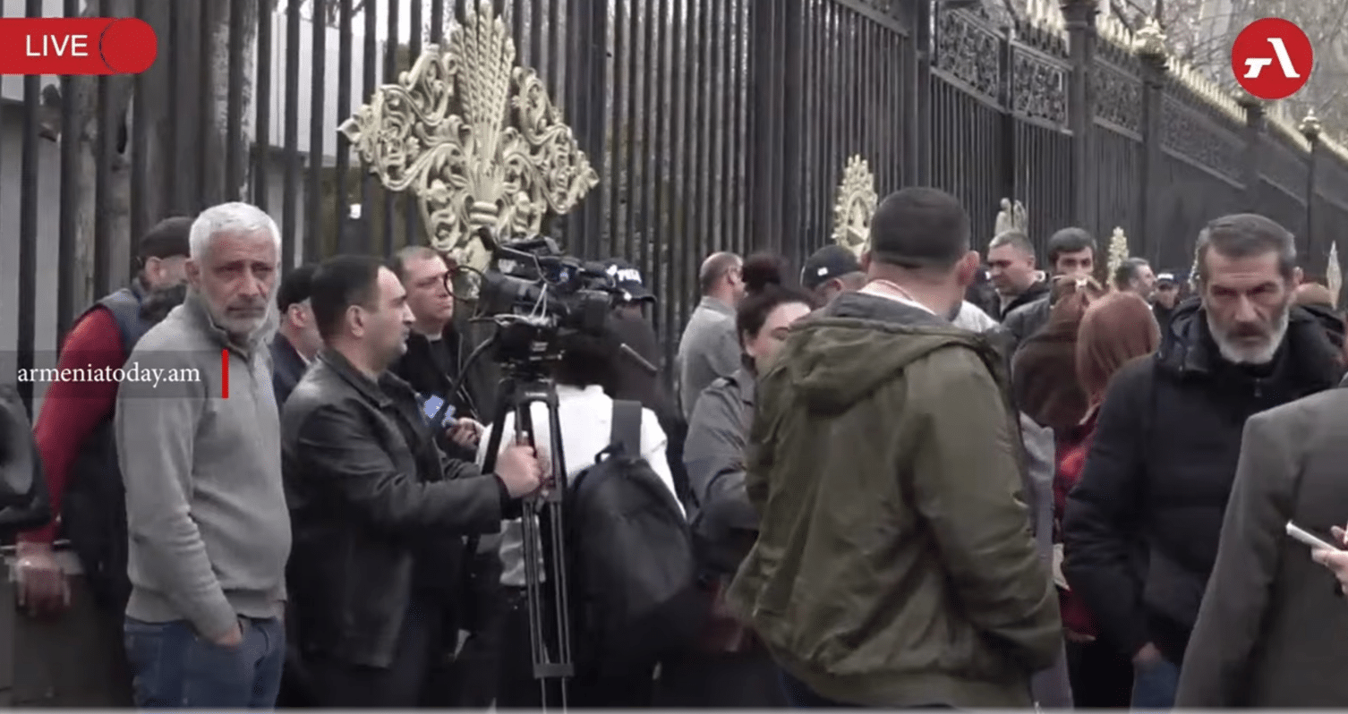 A Erevan, les manifestants ont exigé la publication d&rsquo;un rapport sur la guerre de 44 jours