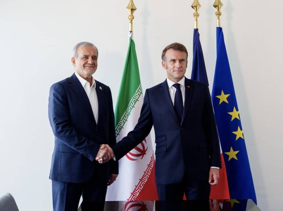 Emmanuel Macron  a eu un entretien téléphonique  avec le président iranien Massoud Pezechkian