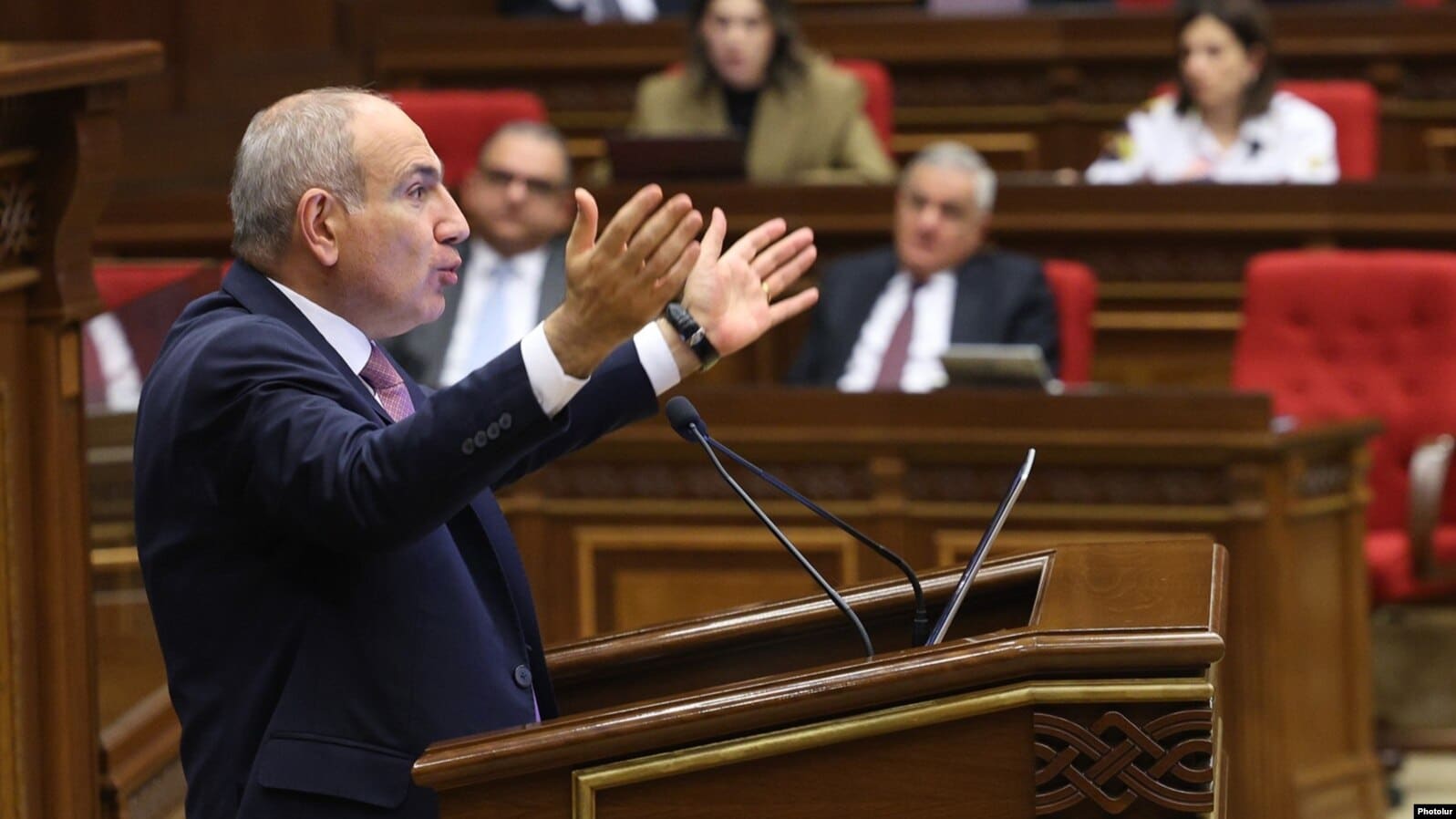 Le Premier ministre accuse à nouveau l&rsquo;opposition d&rsquo;inciter à la guerre