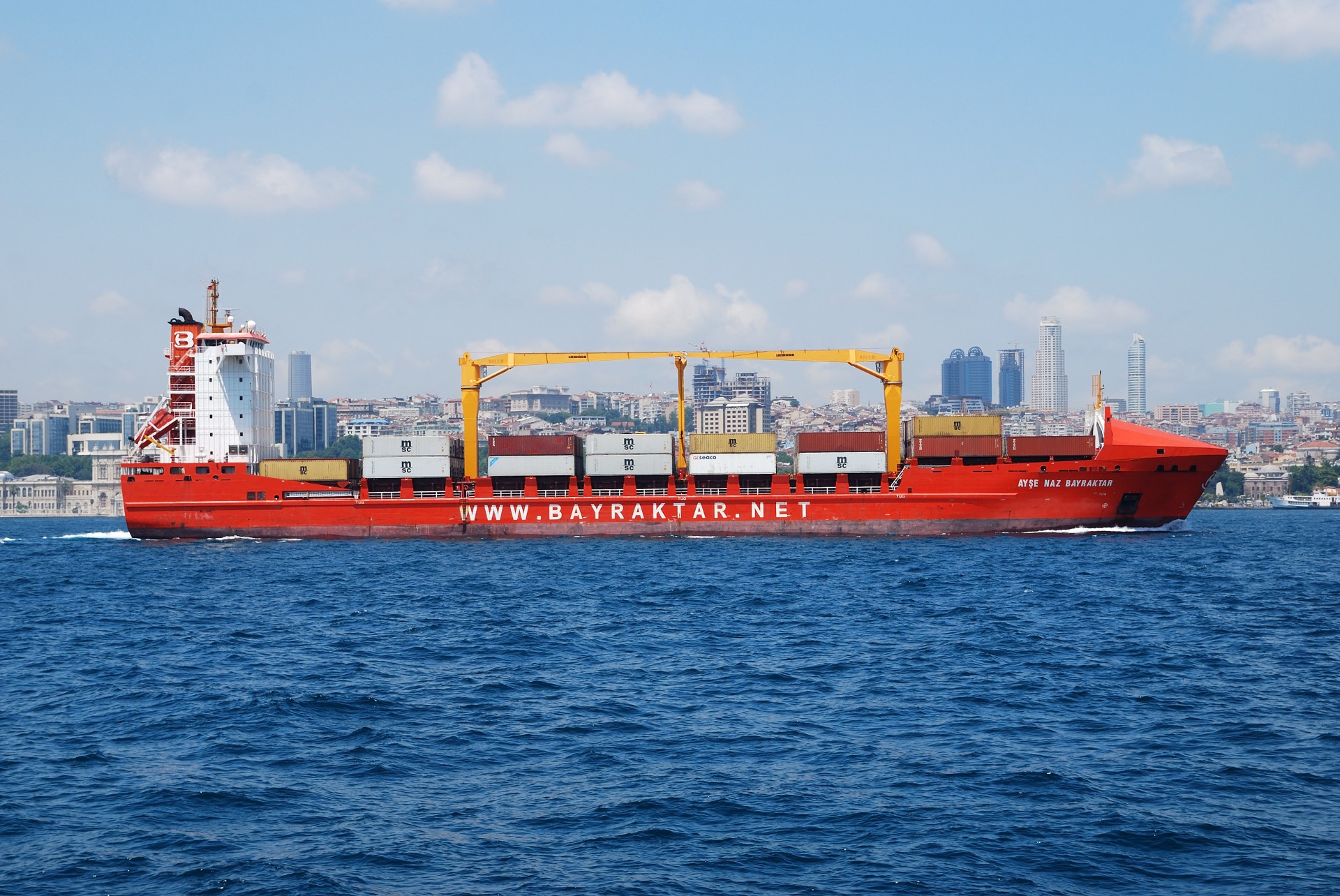 Un cargo turc transportant du pétrole russe a été « attaqué » en mer Noire