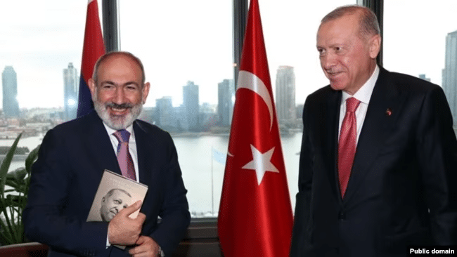 Opinion – Le président Donald Trump prend le parti de la Turquie dans son déni du génocide arménien, par Harout Sassounian