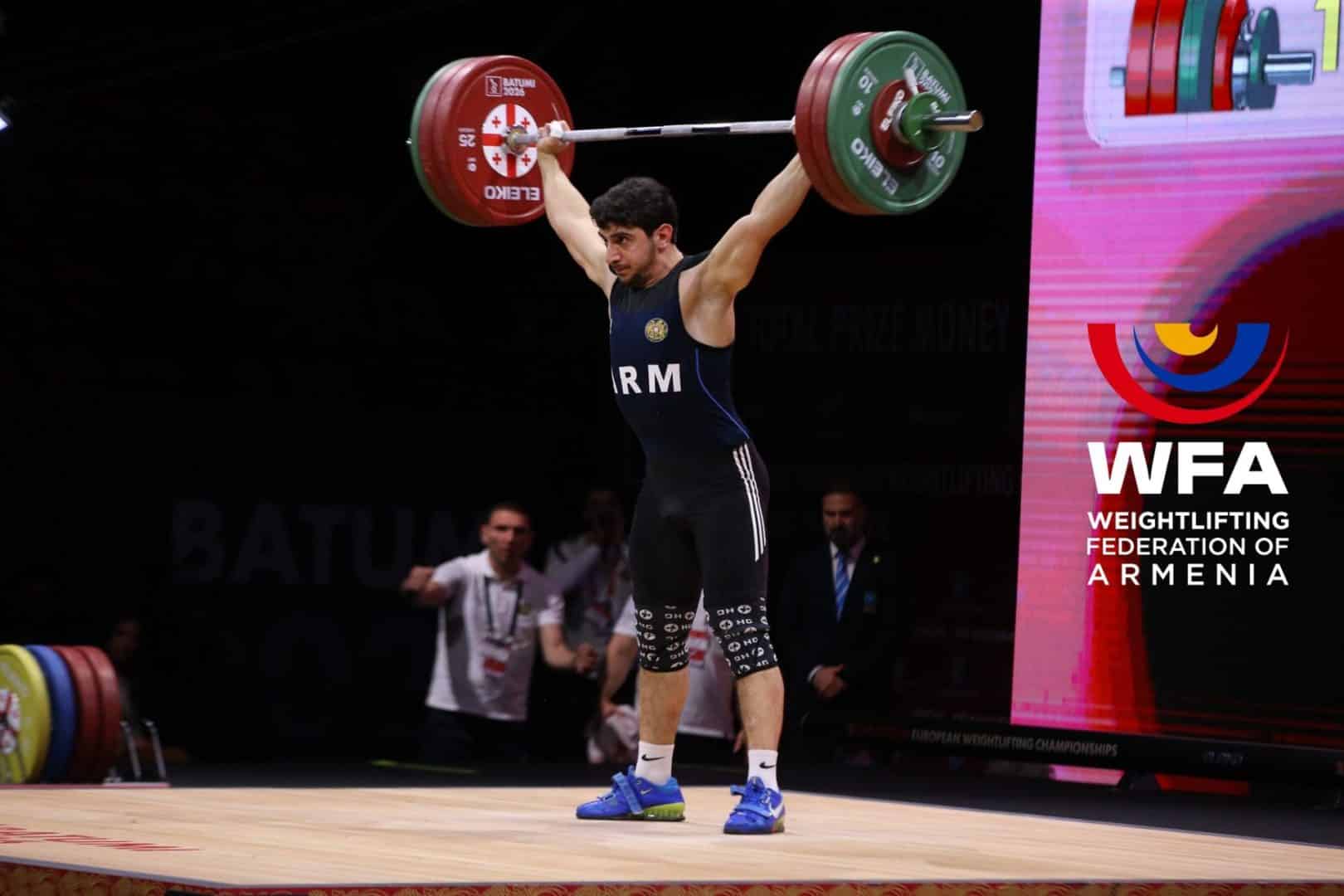 Martin Poghosyan (Arménie), remporte la médaille de bronze aux Championnats d&rsquo;Europe d&rsquo;haltérophilie à Batoumi (Géorgie), un autre Arménien, Gevorg Serobyan, sous la bannière neutre, champion d’Europe