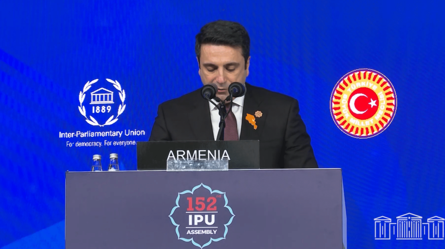 Nous invitons la Turquie à devenir partenaire et à se joindre à nous pour bâtir la paix déclare à Istanbul, le Président de l’Assemblée nationale d’Arménie, Alen Simonyan