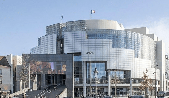 Deux chanteurs Arméniens dans « Tosca » actuellement à l&rsquo;Opéra Bastille