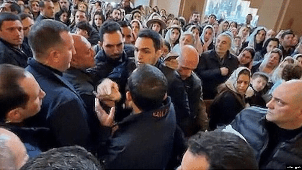David Minasyan, âgé de 18 ans, a été transféré de l&rsquo;hôpital à la prison, selon son avocate