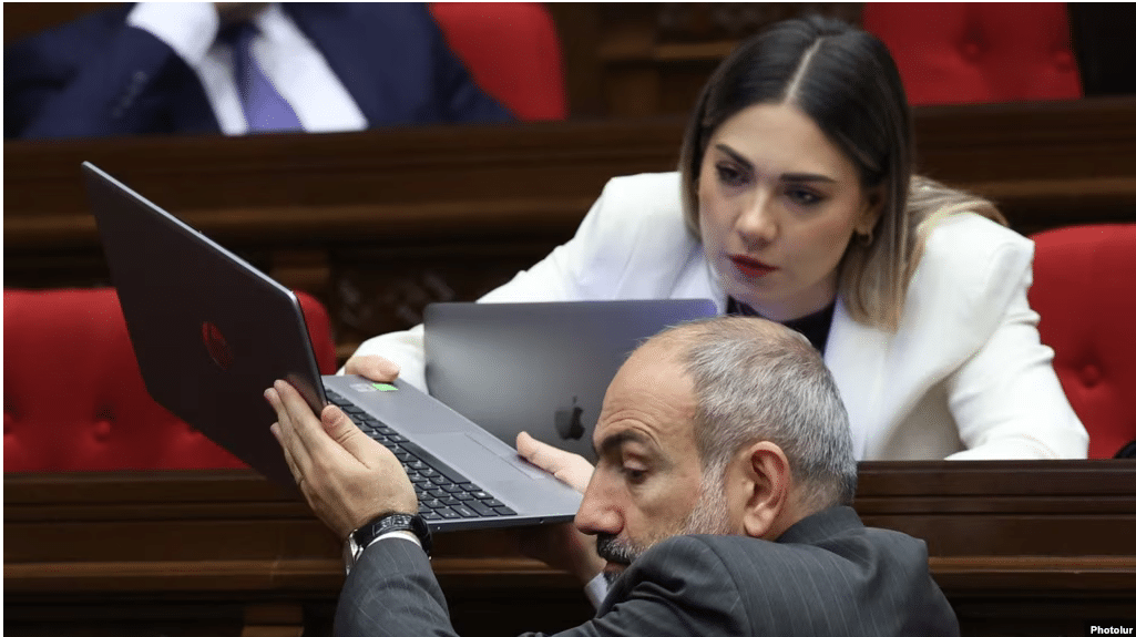 Le gouvernement arménien ne se presse pas de dévoiler le projet de nouvelle Constitution