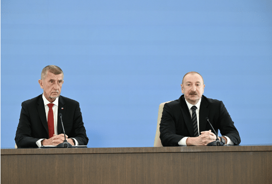 Andrej Babiš à Bakou : la République tchèque assume un « partenariat stratégique » avec l’Azerbaïdjan
