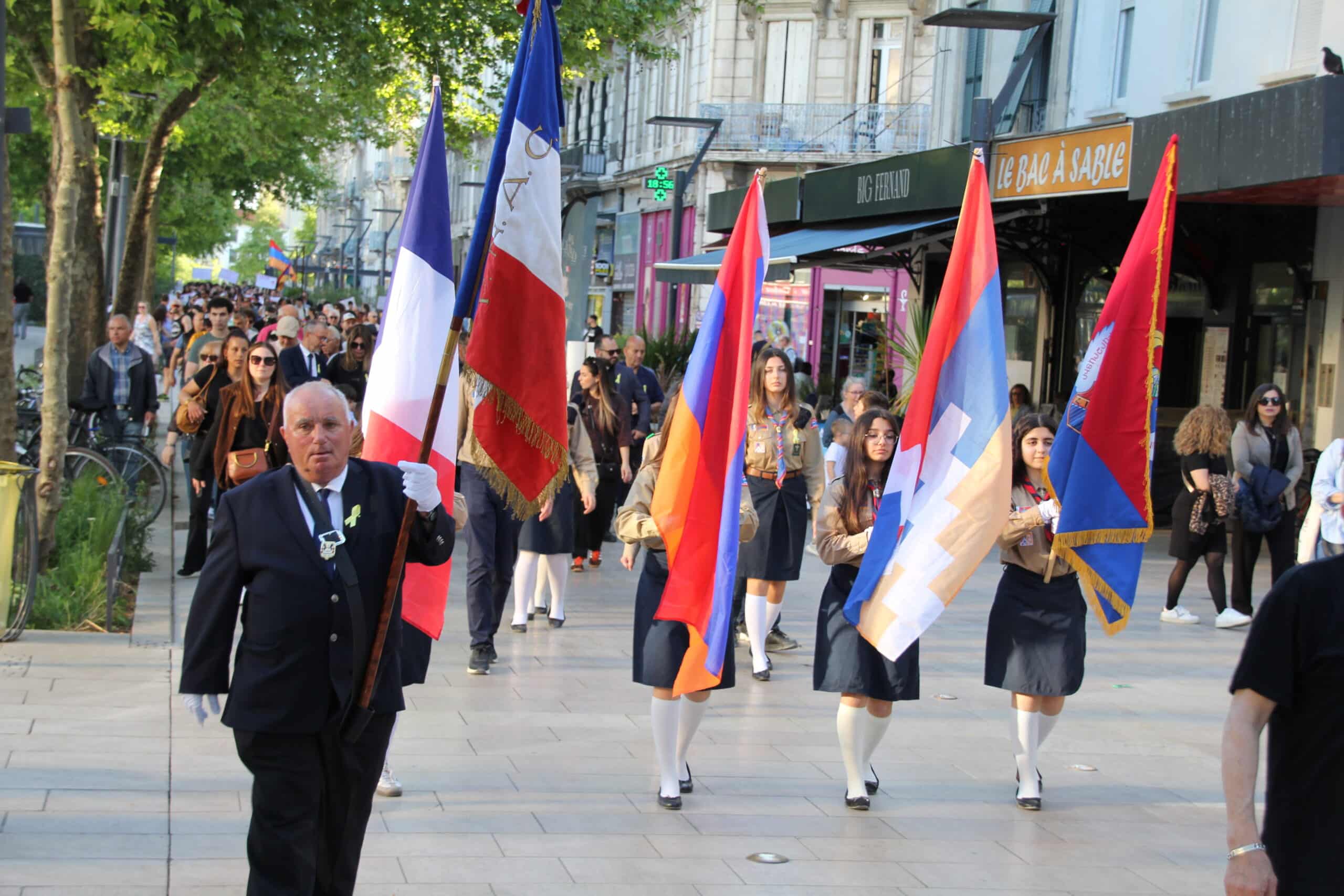 800 manifestants à Valence pour le 111e anniversaire du génocide des Arméniens