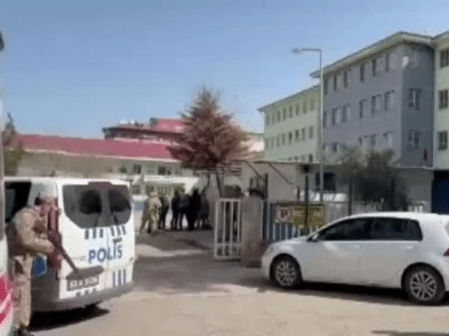 Tuerie en Turquie: le tireur avait rendu hommage à l&rsquo;auteur d&rsquo;une attaque misogyne aux Etats-Unis (police)