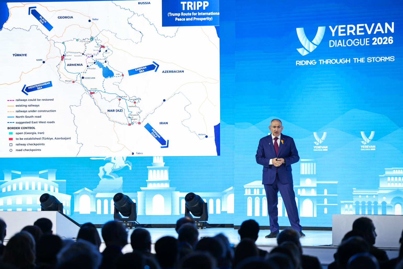 Pachinian au Dialogue de Yerevan : Je félicite tous les citoyens de la République d&rsquo;Arménie à l&rsquo;occasion du changement de statut géographique de la République d&rsquo;Arménie