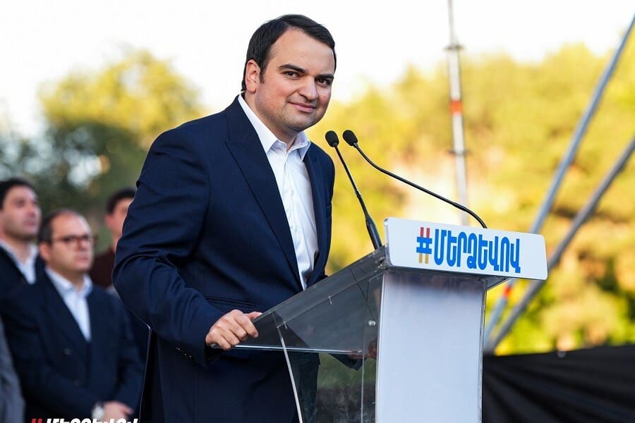 Narek Karapetyan, tête de liste de « Strong Armenia », dément être de nationalité russe, une enquête est en cours