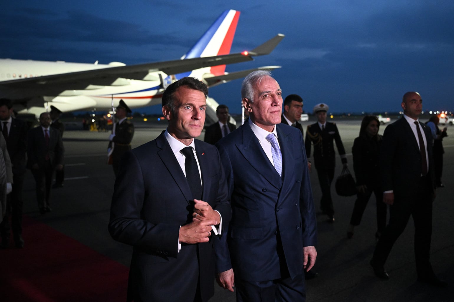 Le président français Emmanuel Macron est arrivé en Arménie pour une visite d&rsquo;État de trois jours
