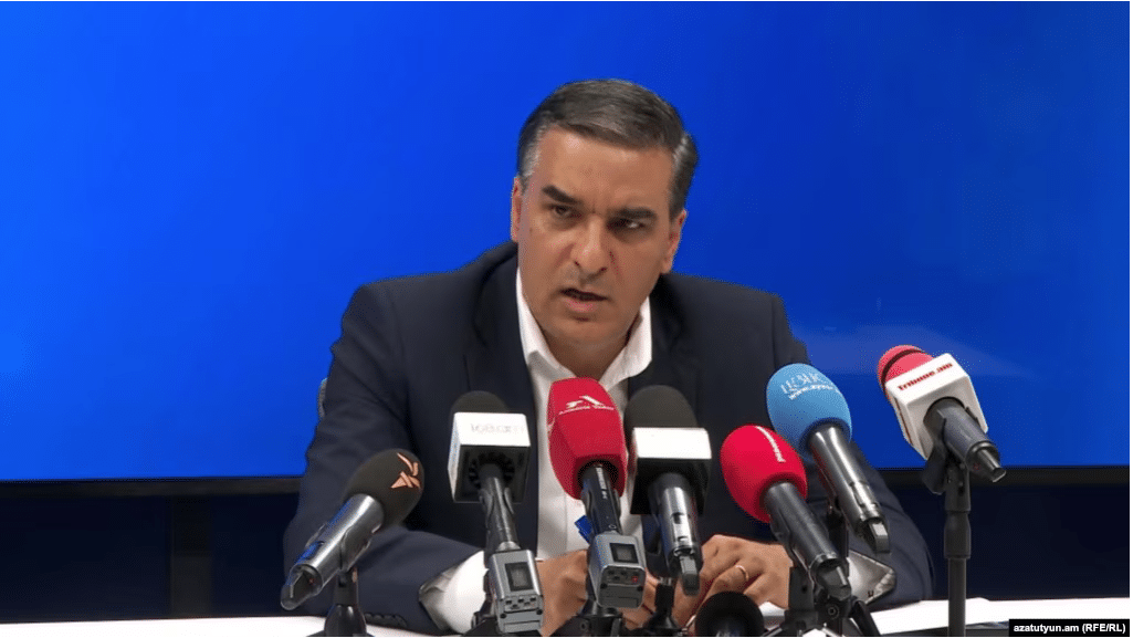Tatoyan affirme que des étudiants sont forcés de participer aux rassemblements de Contrat civique : un enregistrement a été publié