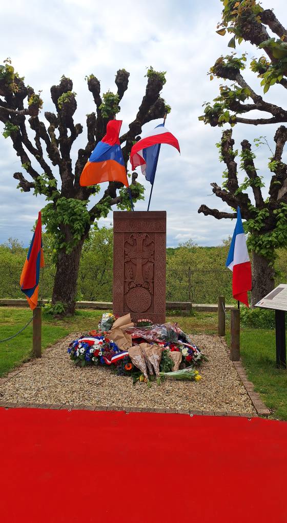 Commémoration à Lusignan