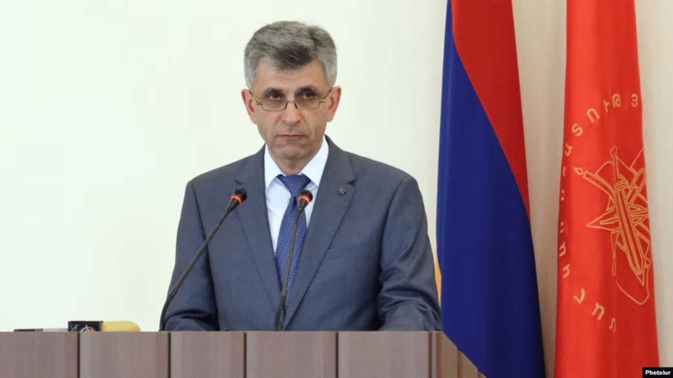 Un autre ancien dirigeant du Karabakh fait une déclaration provocante depuis une prison azerbaïdjanaise