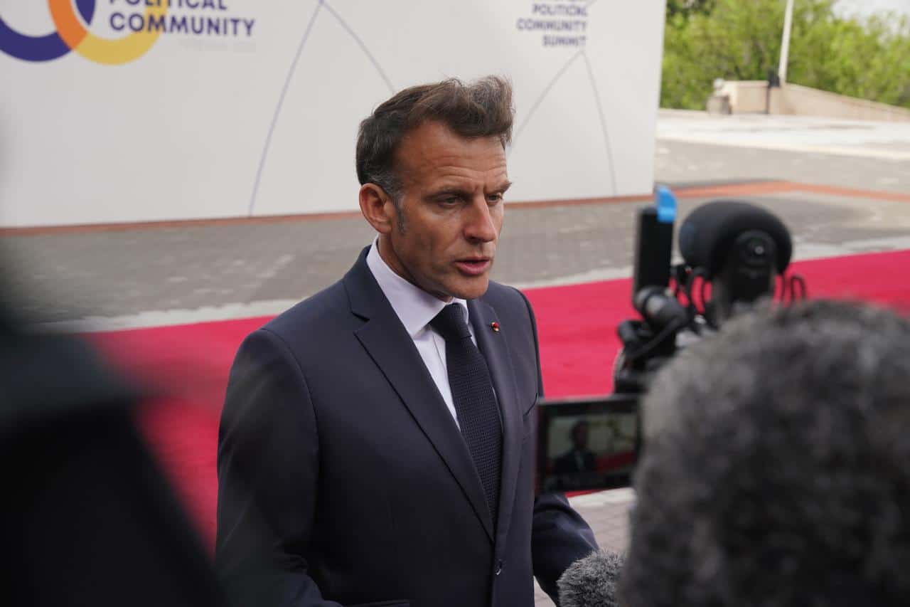 L&rsquo;arrivée des leaders au 8e Sommet de la Communauté politique européenne vue par Max Sivaslian