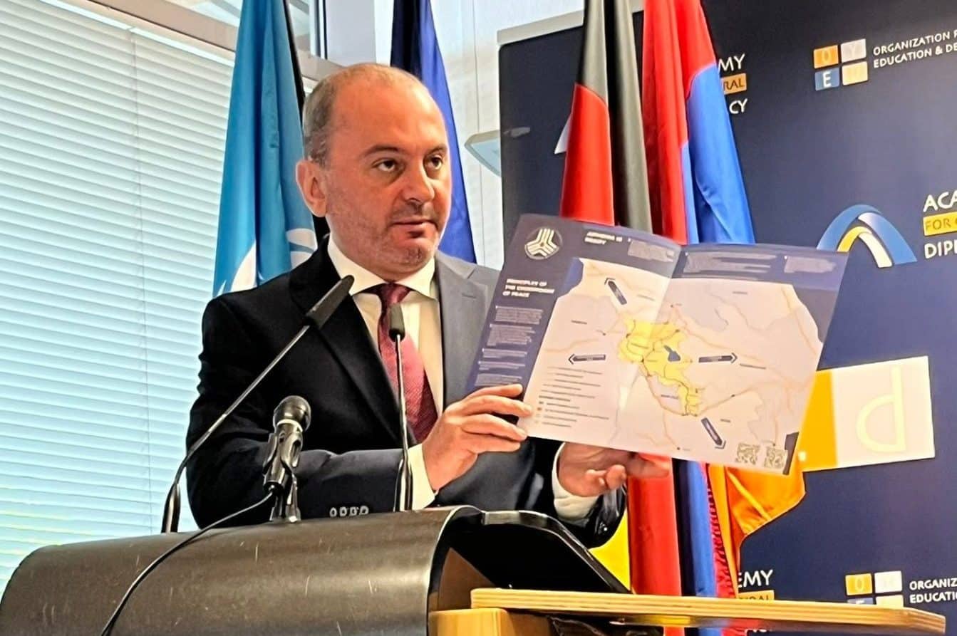 L’ambassadeur d’Arménie en Allemagne a présenté le processus de mise en œuvre des initiatives « Carrefour de la paix » et de la TRIPP