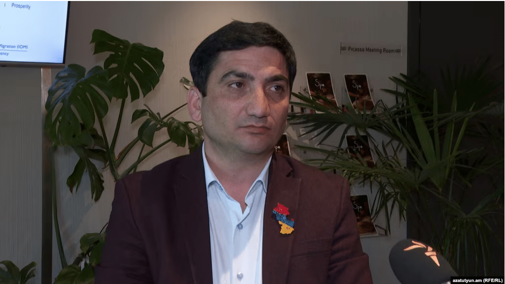 « Ils m’ont agressé, frappé au visage et à la tête » : Nairi Hoghikyan dénonce une attaque