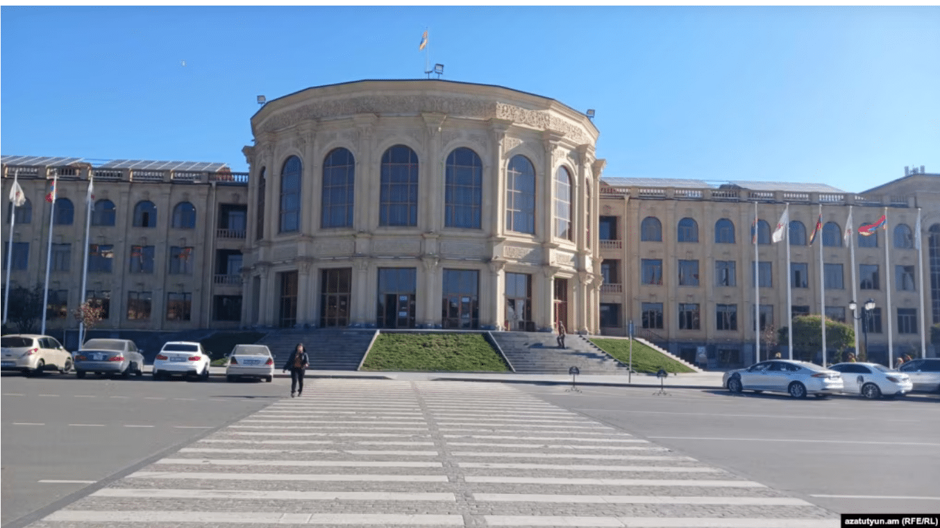 Pachinian ne renonce pas à son projet d’élections municipales anticipées à Gumri