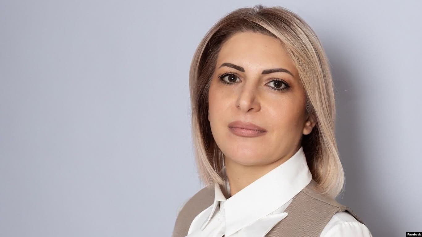 Une candidate de l&rsquo;opposition licenciée d&rsquo;un établissement d&rsquo;enseignement supérieur