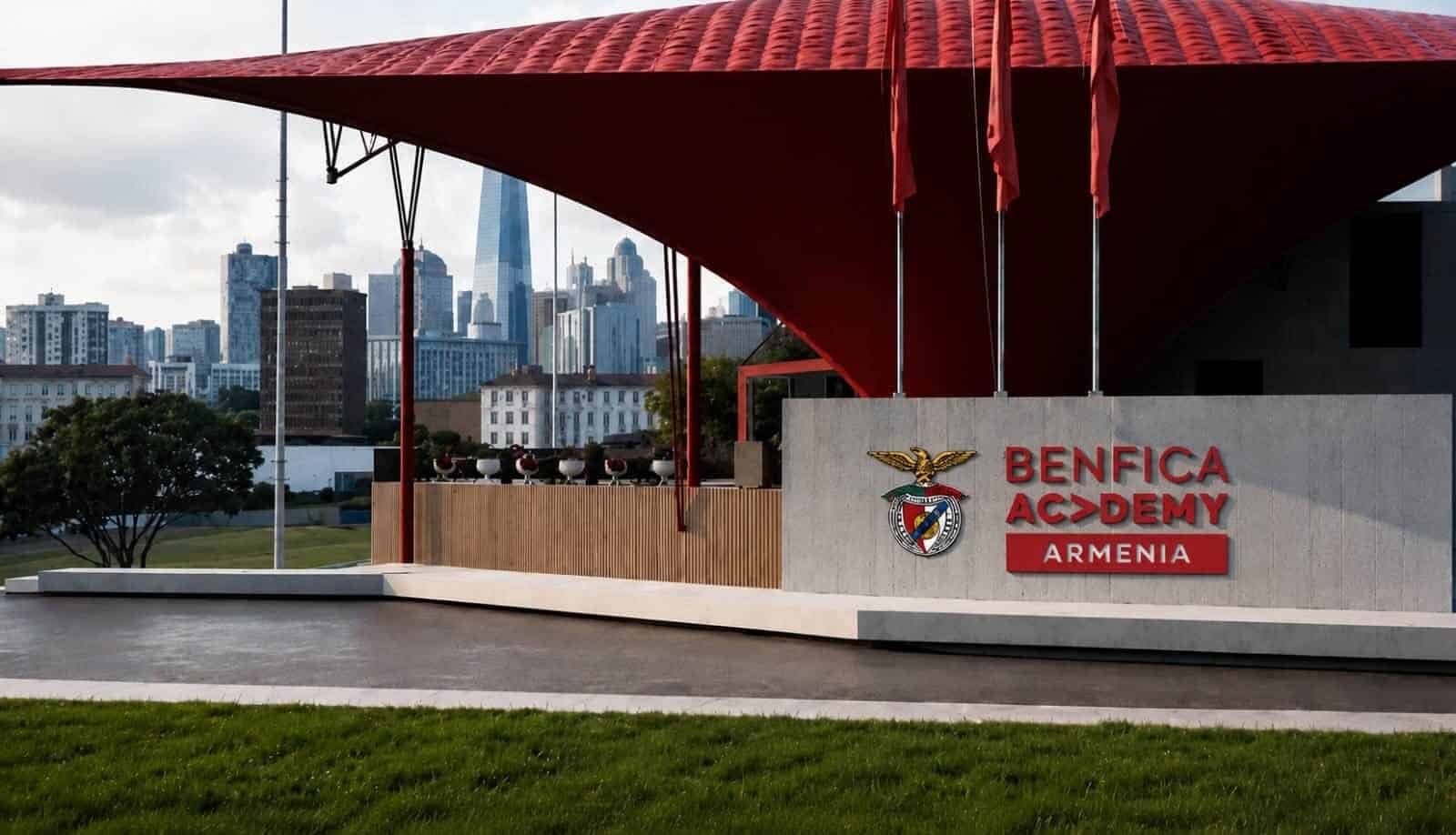 L&rsquo;académie du club portugais « Benfica » de Lisbonne s&rsquo;implante en Arménie