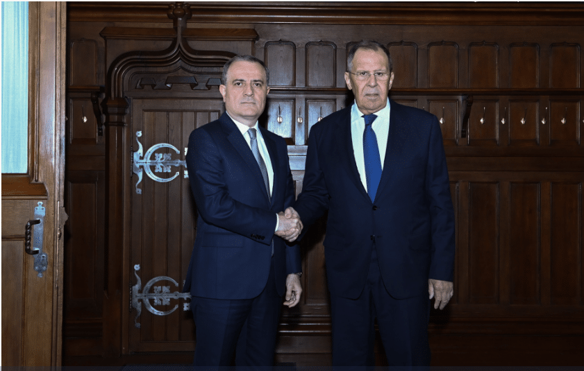 Moscou et Bakou affichent leur réconciliation