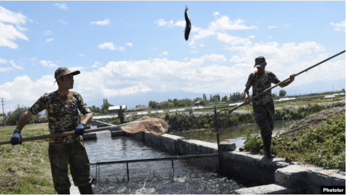 Décryptage – Le spectre des tensions sociales : Pachinian parviendra-t-il à les « faire avaler », comme dans le cas de l&rsquo;Artsakh ?, par Hakob Badalyan