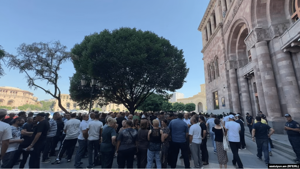 Les pisciculteurs arméniens manifestent face à l’aggravation des sanctions russes