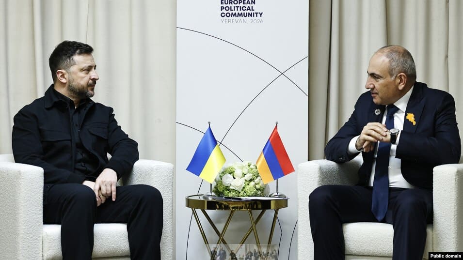 N. Pachinian s&rsquo;entretient avec le président ukrainien Zelenskyy alors que les tensions avec la Russie s&rsquo;intensifient