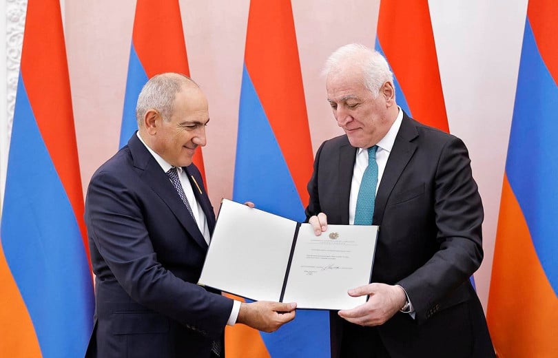 Nikol Pachinian réélu Premier ministre d’Arménie et confirmé par décret par le Président Vahagn Khatchatryan