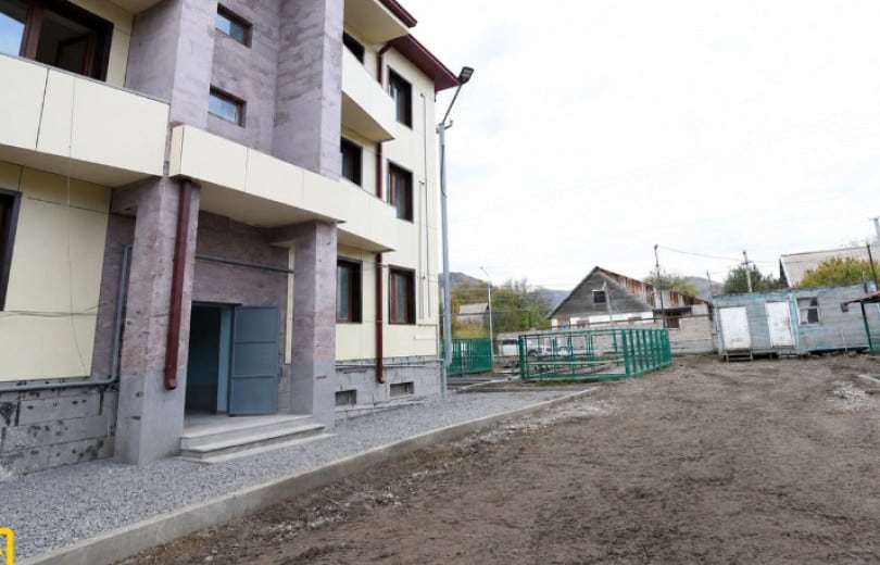 23 nouveaux appartements à Spitak (Arménie) attribués à des familles sans-abri suite au séisme de décembre 1988