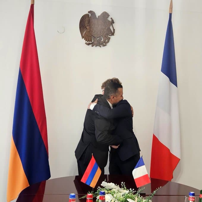 Olivier Decottignies : Robert Ghukasyan ami de la France, il incarne l&rsquo;esprit de résistance du Syunik